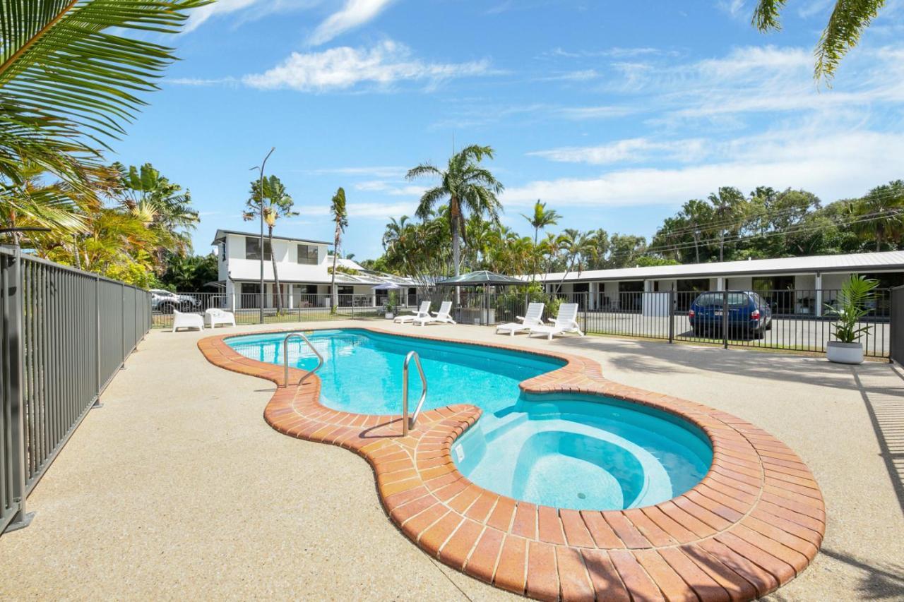 Kinka Palms Motel Yeppoon Kültér fotó