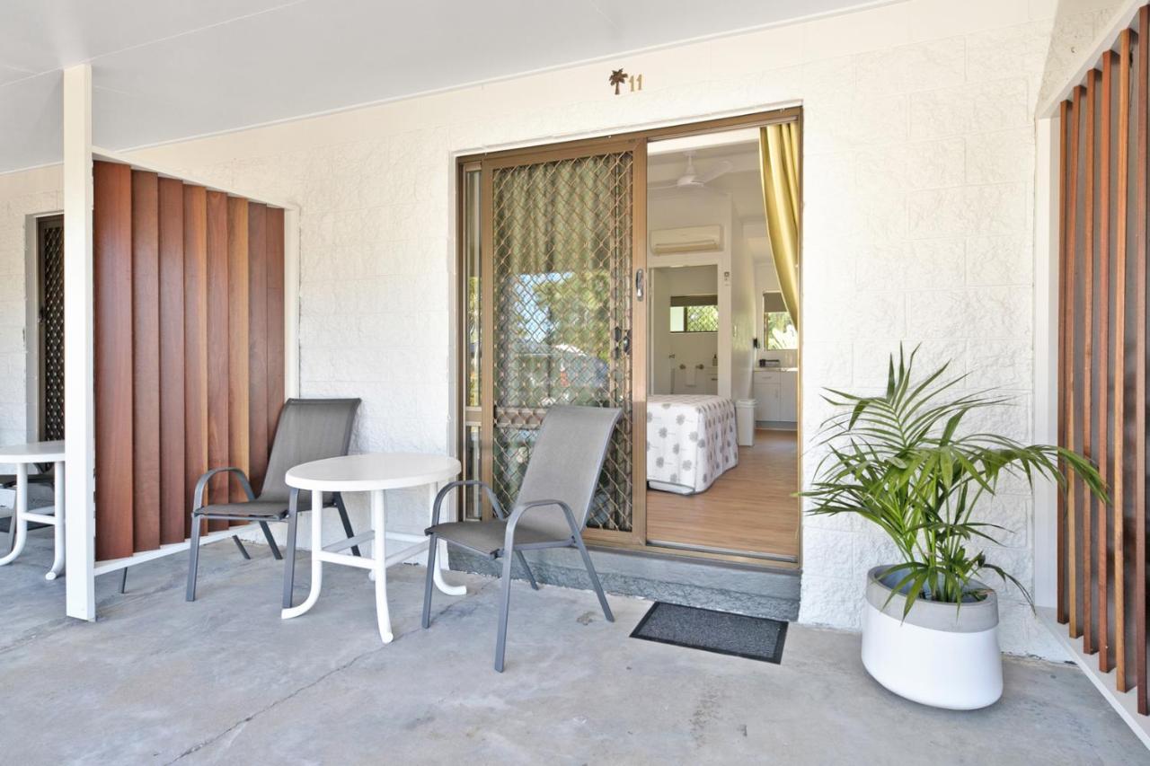 Kinka Palms Motel Yeppoon Kültér fotó