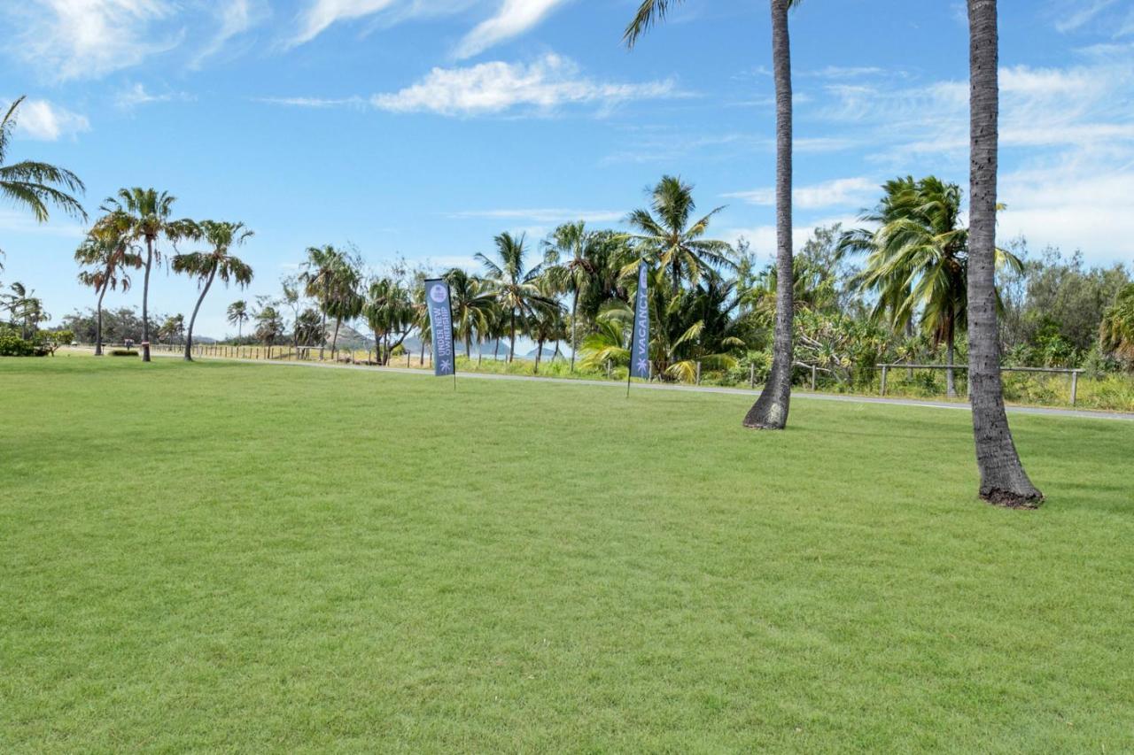 Kinka Palms Motel Yeppoon Kültér fotó