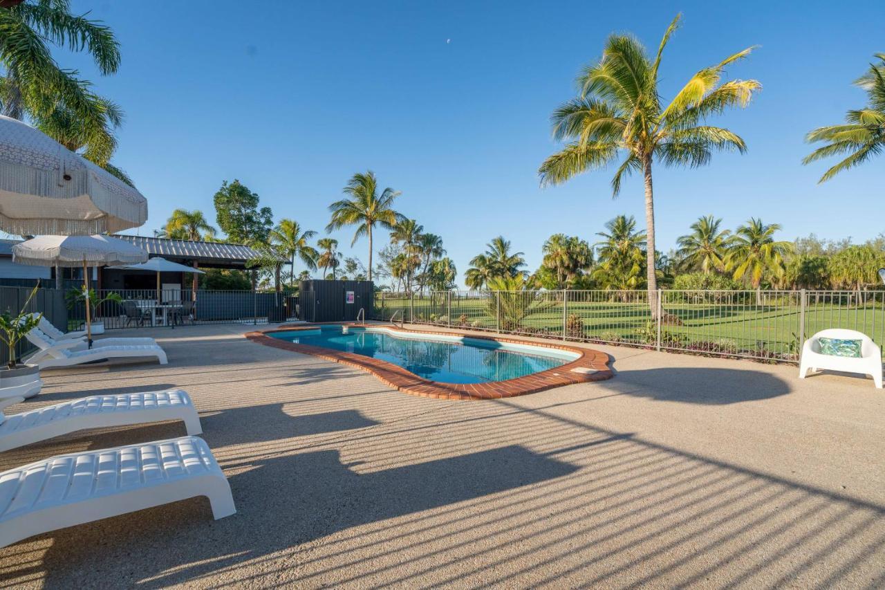 Kinka Palms Motel Yeppoon Kültér fotó