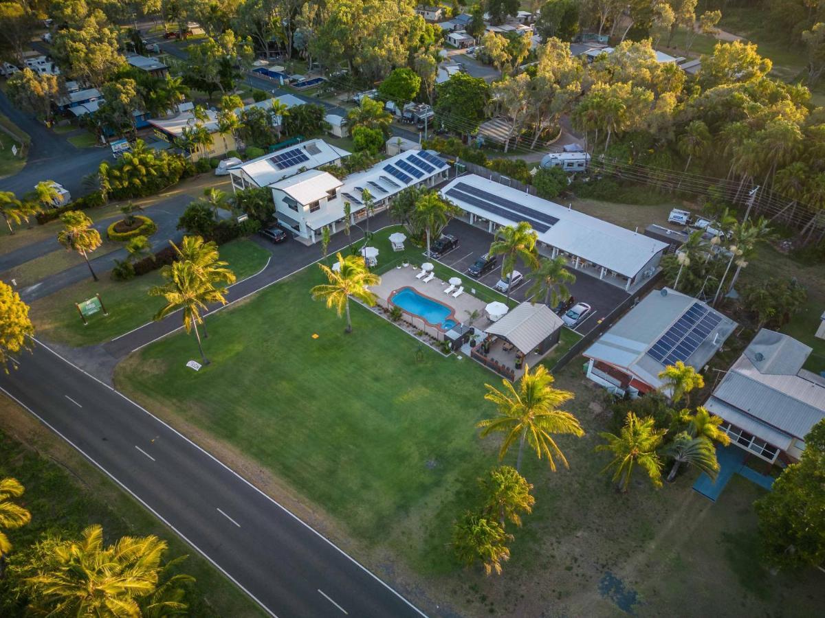 Kinka Palms Motel Yeppoon Kültér fotó