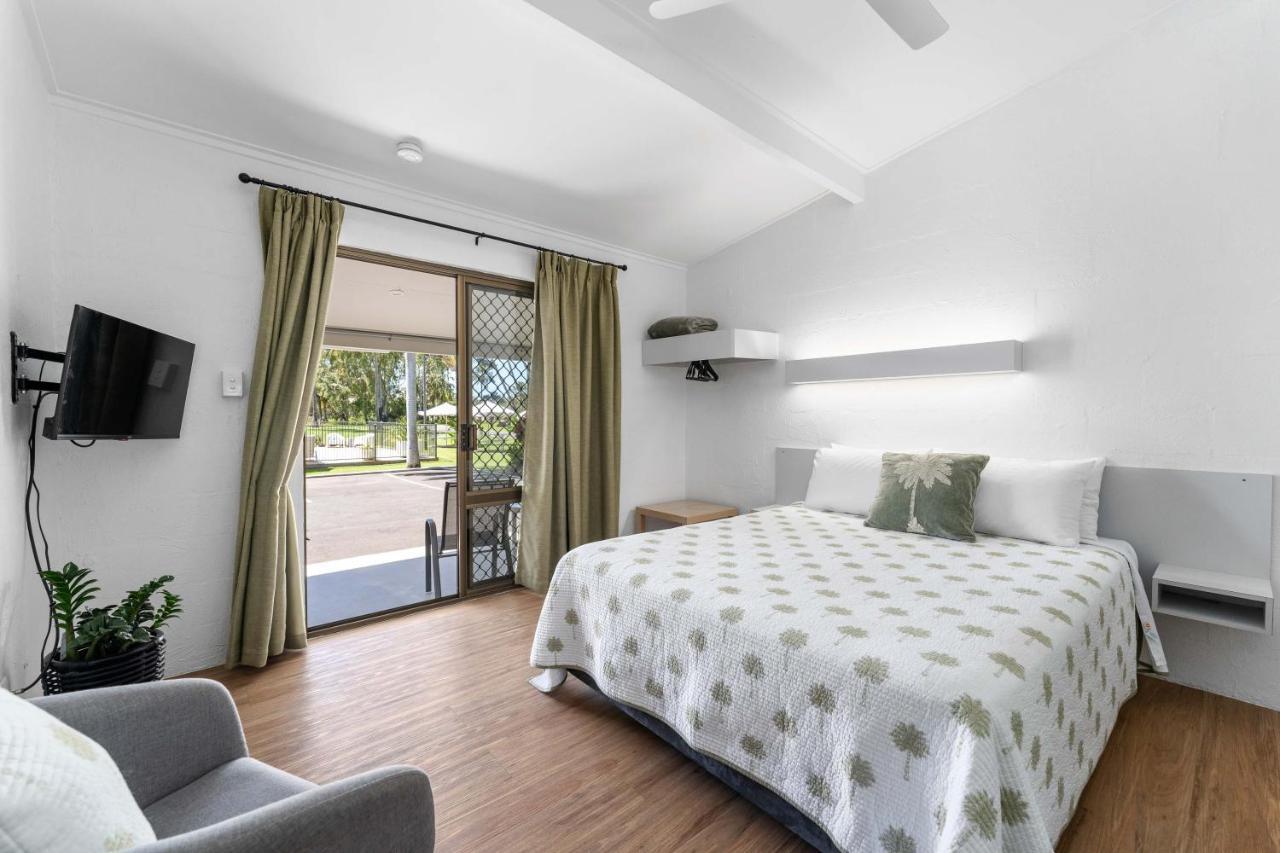 Kinka Palms Motel Yeppoon Kültér fotó
